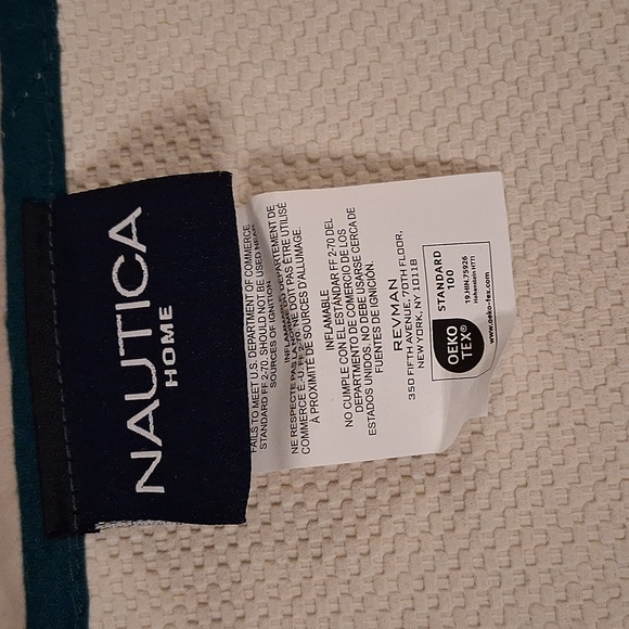 New WOT Throw Rug - Picture 3 of 3